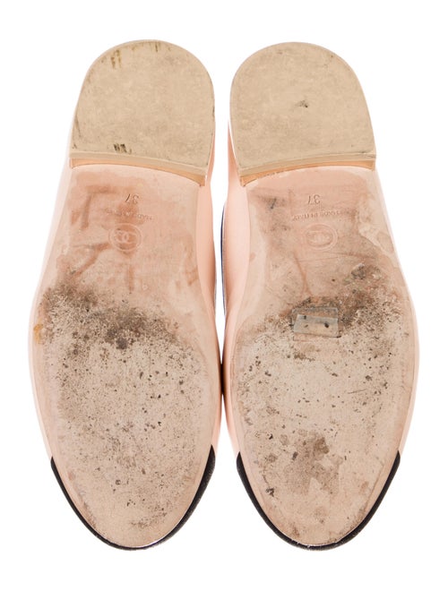 Chanel 2023 Interlocking CC Logo Loafers