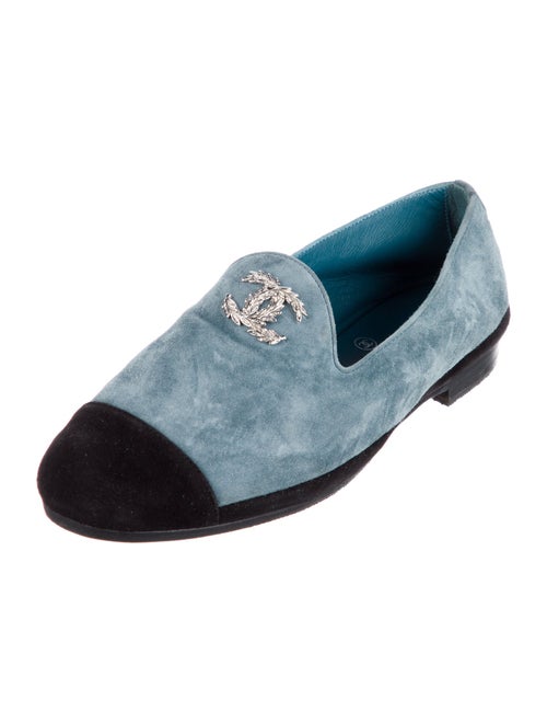 Chanel 2022 Interlocking CC Logo Loafers
