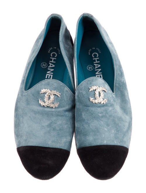 Chanel 2022 Interlocking CC Logo Loafers