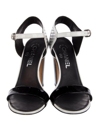 Chanel 2014 Interlocking CC Logo Sandals