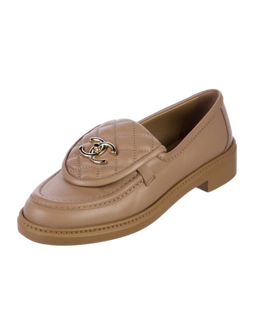 Chanel 2022 Interlocking CC Logo Loafers