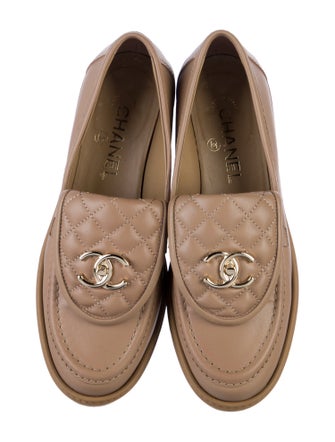 Chanel 2022 Interlocking CC Logo Loafers