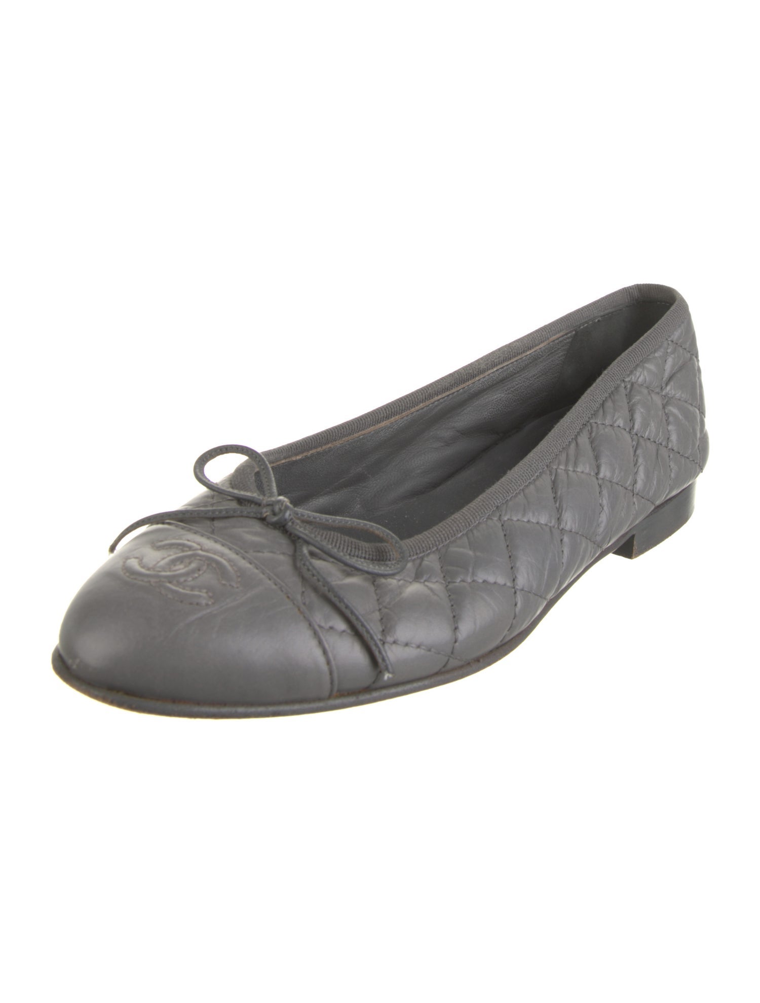 Chanel Interlocking CC Logo Leather Ballet Flats