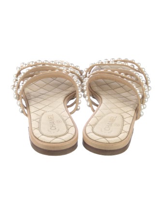 Chanel 2018 Interlocking CC Logo Slides