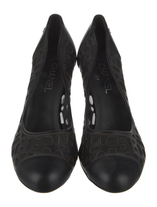 Chanel Interlocking CC Logo Mesh Pumps