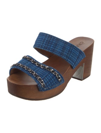 Chanel 2020 Chain-Link Accent Slides