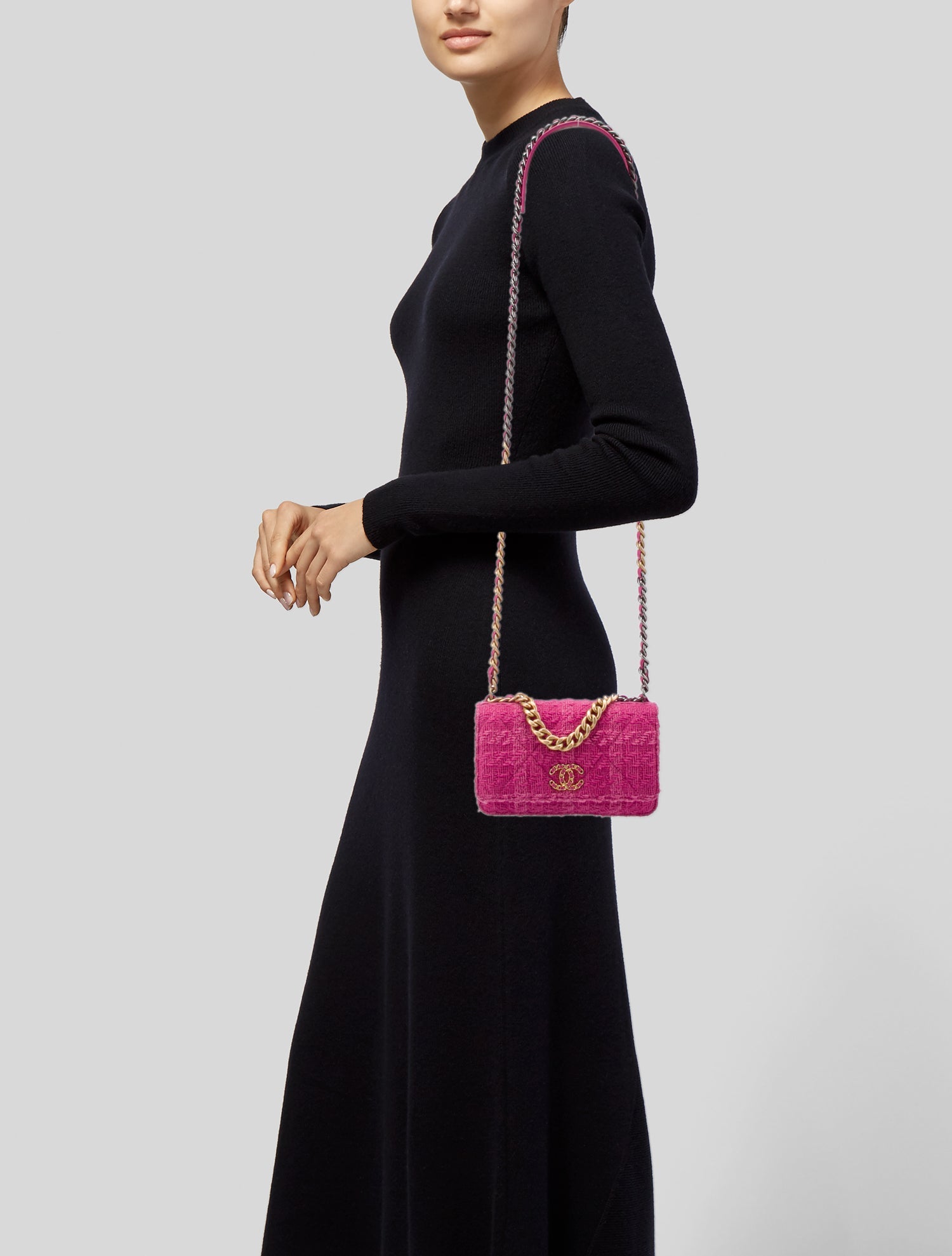 Chanel Tweed 19 Wallet On Chain