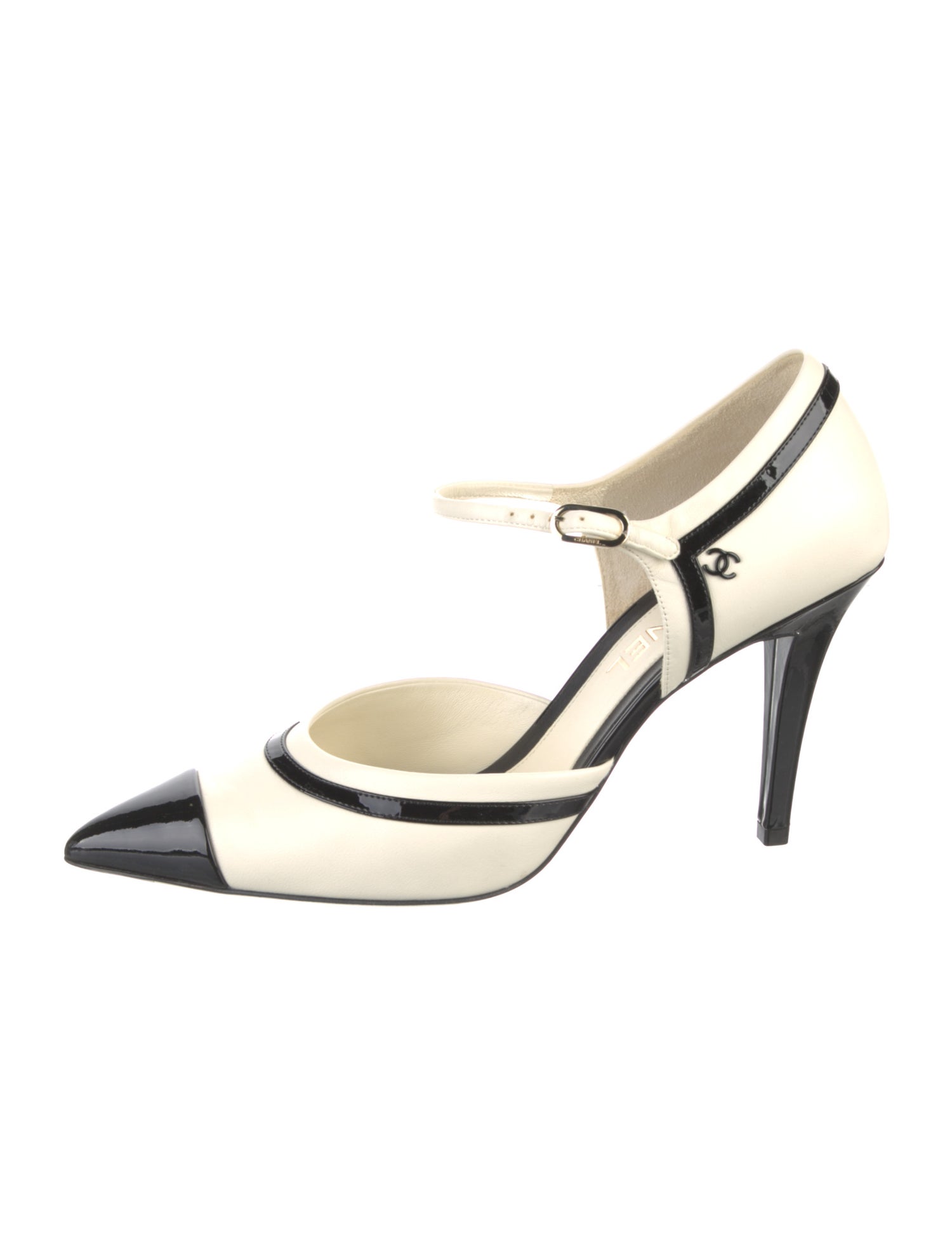 Chanel 2022 Interlocking CC Logo Slingback Pumps