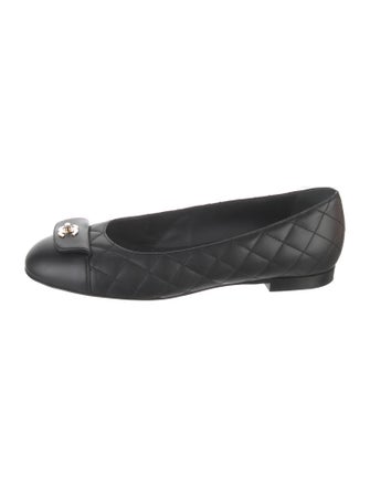 Chanel 2024 Interlocking CC Logo Flats