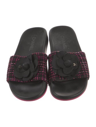 Chanel 2017 Interlocking CC Logo Slides