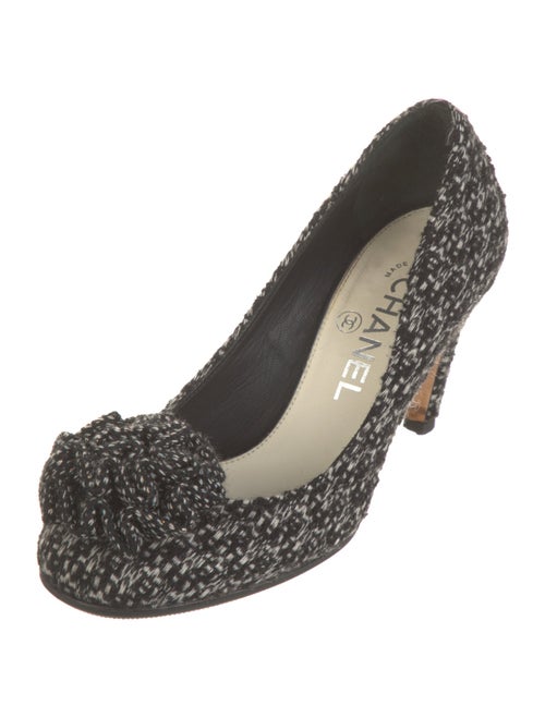 Chanel 2010 Interlocking CC Logo Pumps