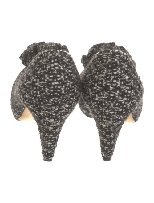 Chanel 2010 Interlocking CC Logo Pumps