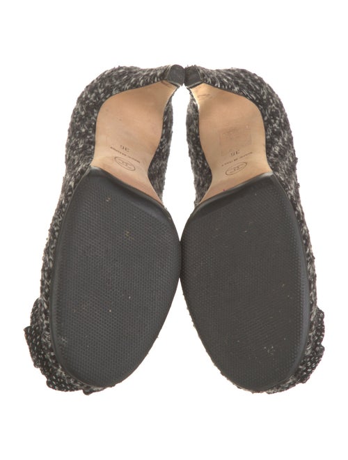 Chanel 2010 Interlocking CC Logo Pumps