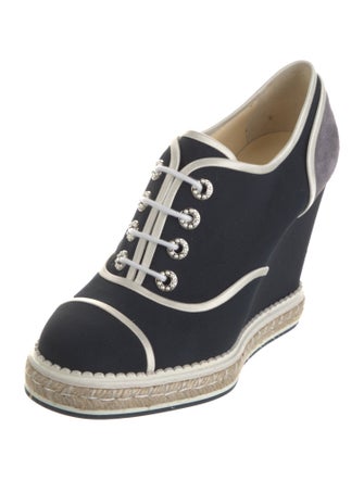 Chanel Interlocking CC Logo Canvas Pumps