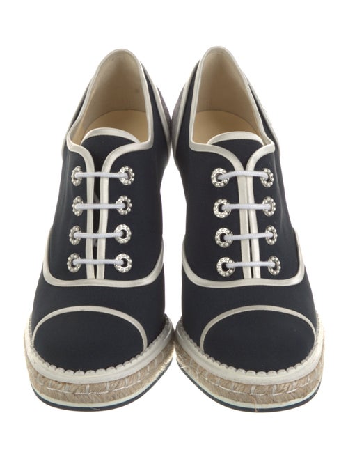 Chanel Interlocking CC Logo Canvas Pumps