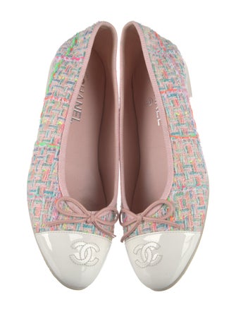 Chanel 2024 Interlocking CC Logo Flats