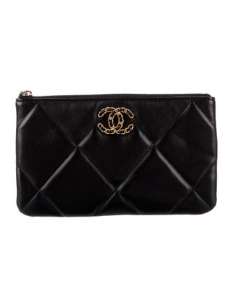 Chanel Small 19 O-Case