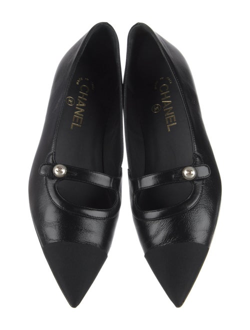 Chanel 2024 Interlocking CC Logo Flats