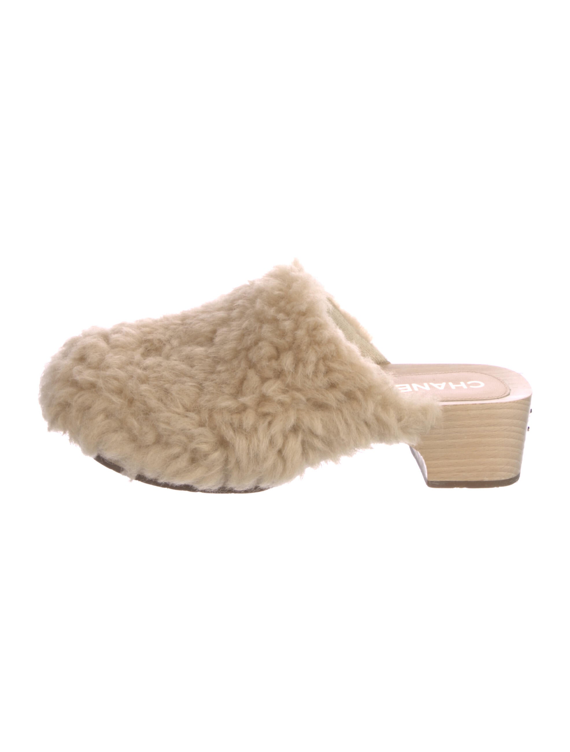 Chanel 2022 Interlocking CC Logo Mules