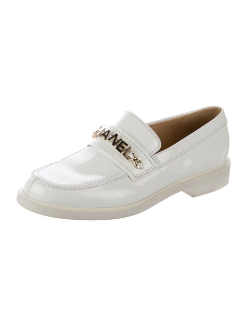 Chanel 2021-2022 Interlocking CC Logo Loafers
