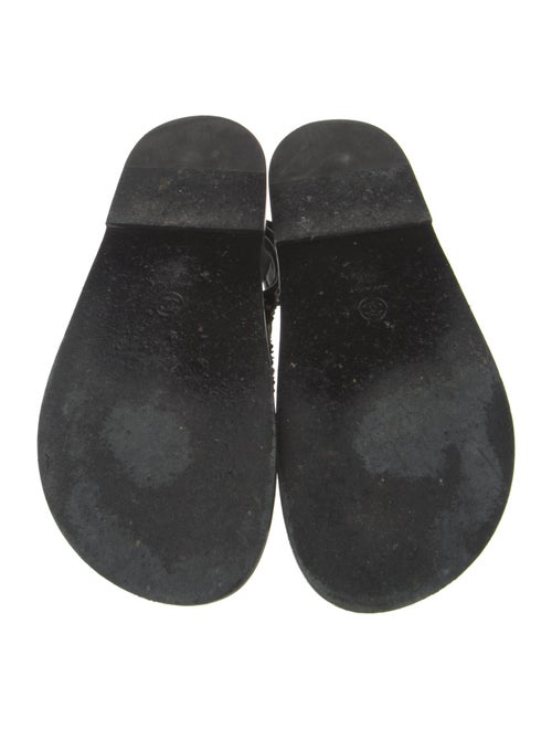 Chanel Interlocking CC Logo Slides