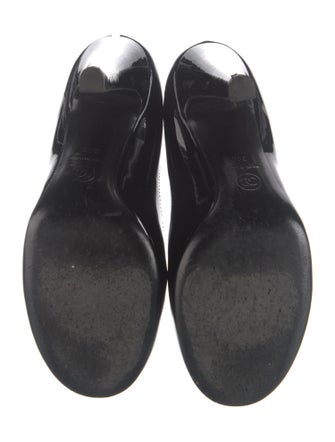 Chanel 2015 Interlocking CC Logo Pumps