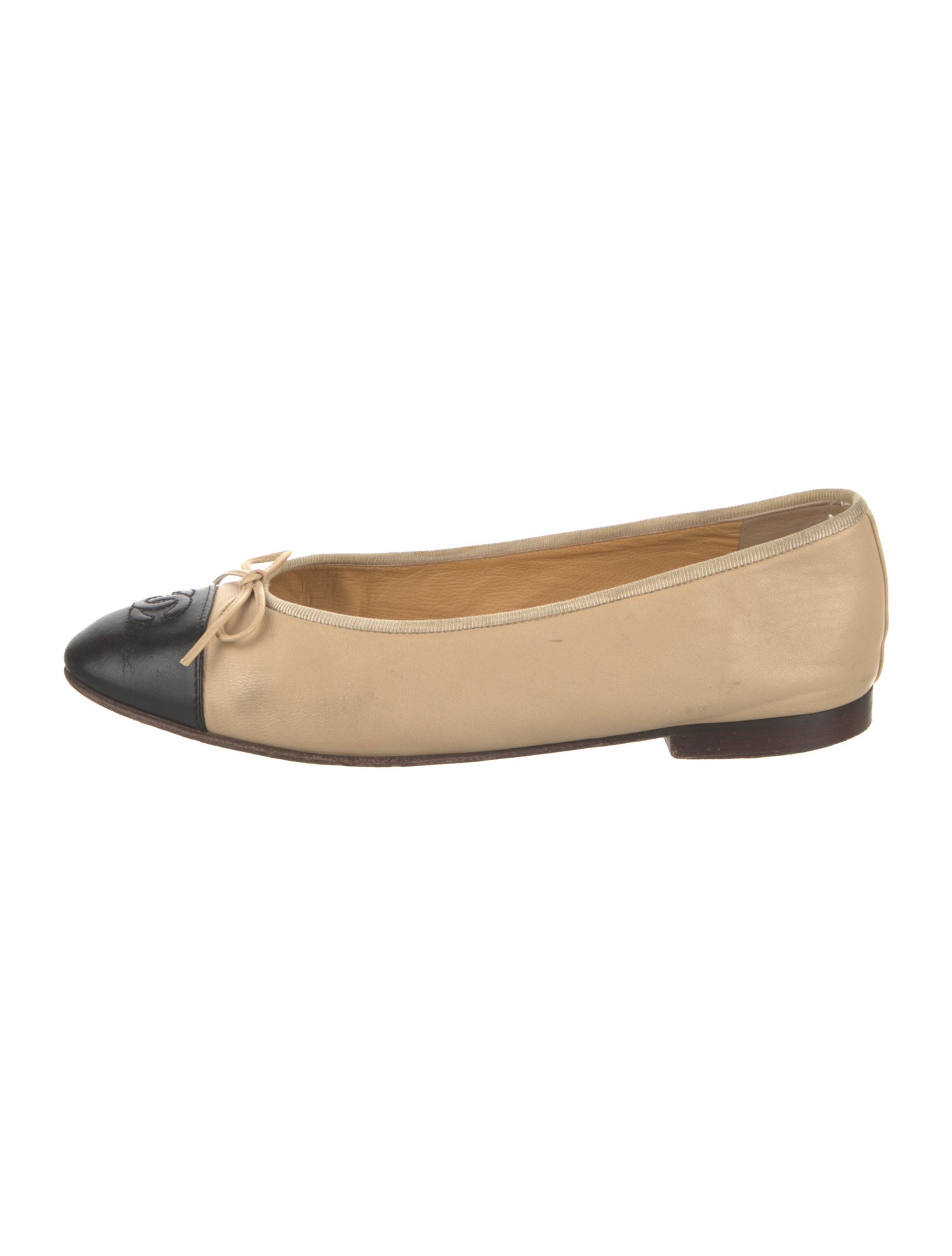 Chanel Interlocking CC Logo Lambskin Ballet Flats