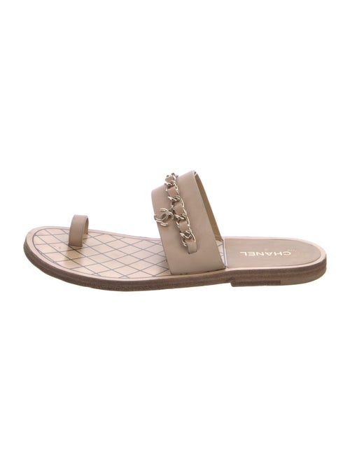 Chanel 2019 Interlocking CC Logo Slides