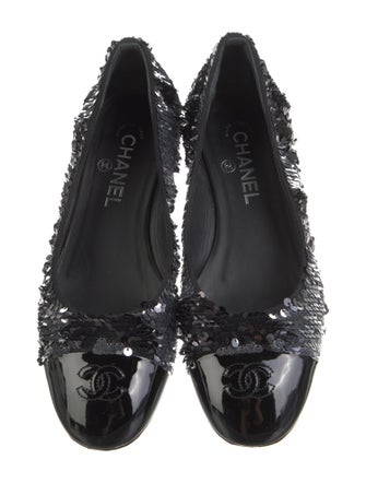 Chanel 2022 Interlocking CC Logo Ballet Flats