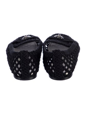 Chanel 2023 Interlocking CC Logo Ballet Flats