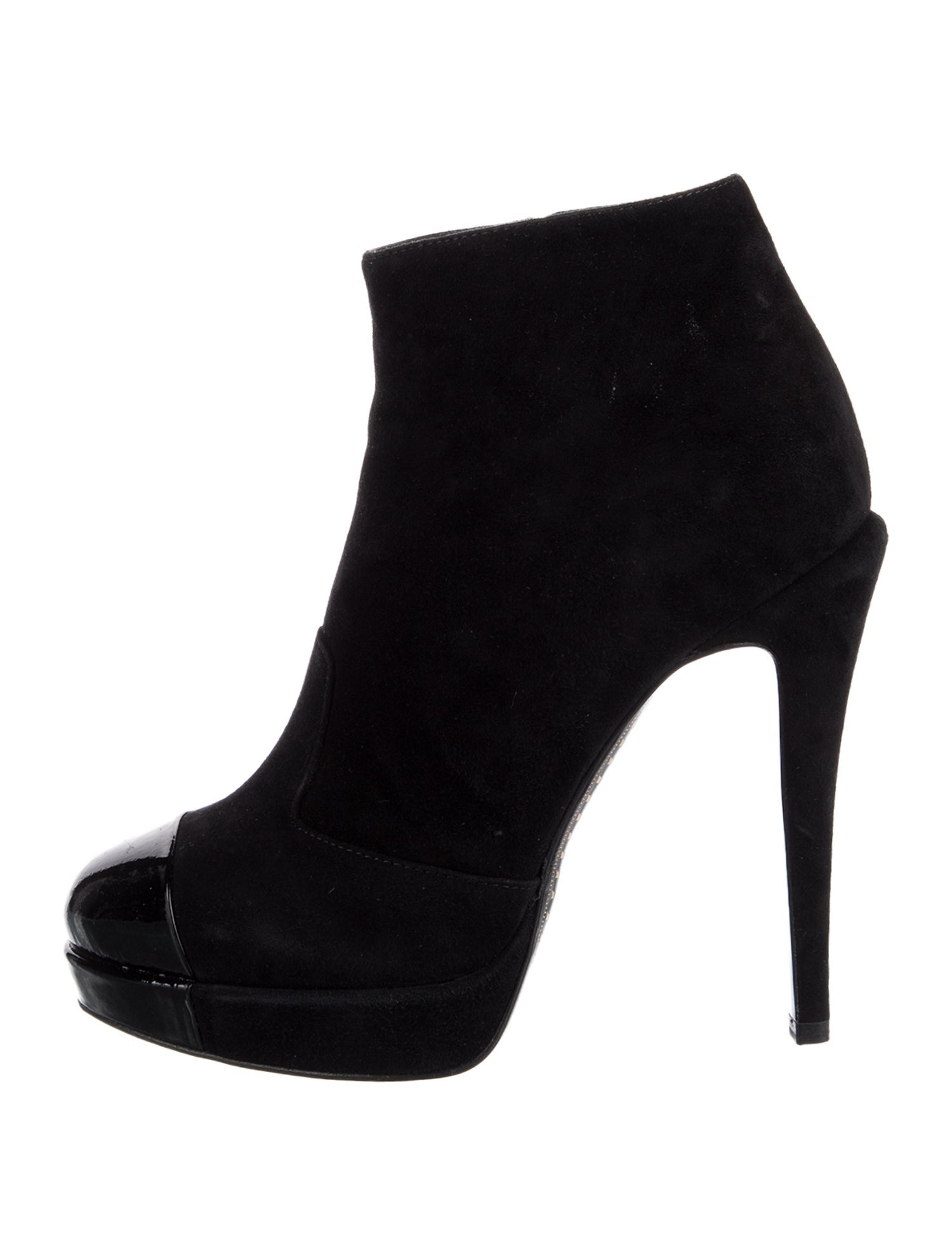 Chanel 2011 Interlocking CC Logo Boots