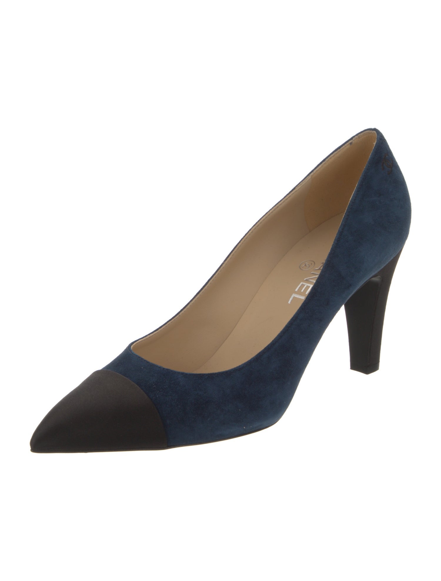 Chanel 2017 Interlocking CC Logo Pumps