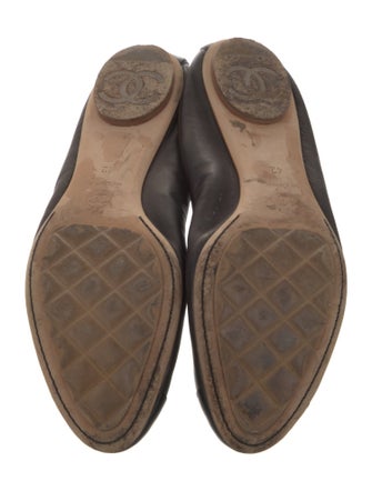 Chanel Interlocking CC Logo Leather Flats