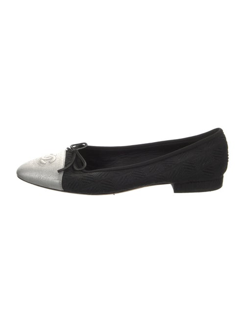 Chanel Interlocking CC Logo Bow Accents Ballet Flats