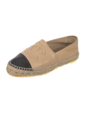 Chanel Interlocking CC Logo Leather Espadrilles