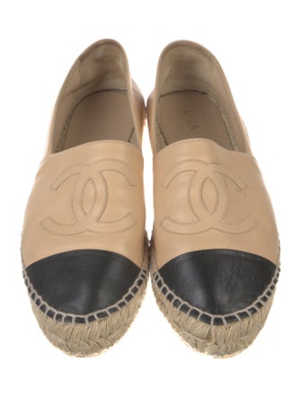 Chanel Interlocking CC Logo Leather Espadrilles