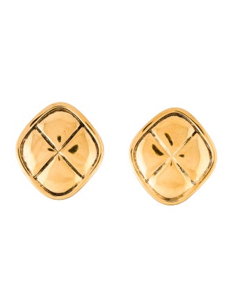 Chanel Vintage Diamond Quilted Clip-On Earrings