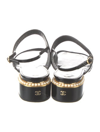 Chanel 2017 Interlocking CC Logo Slingback Sandals