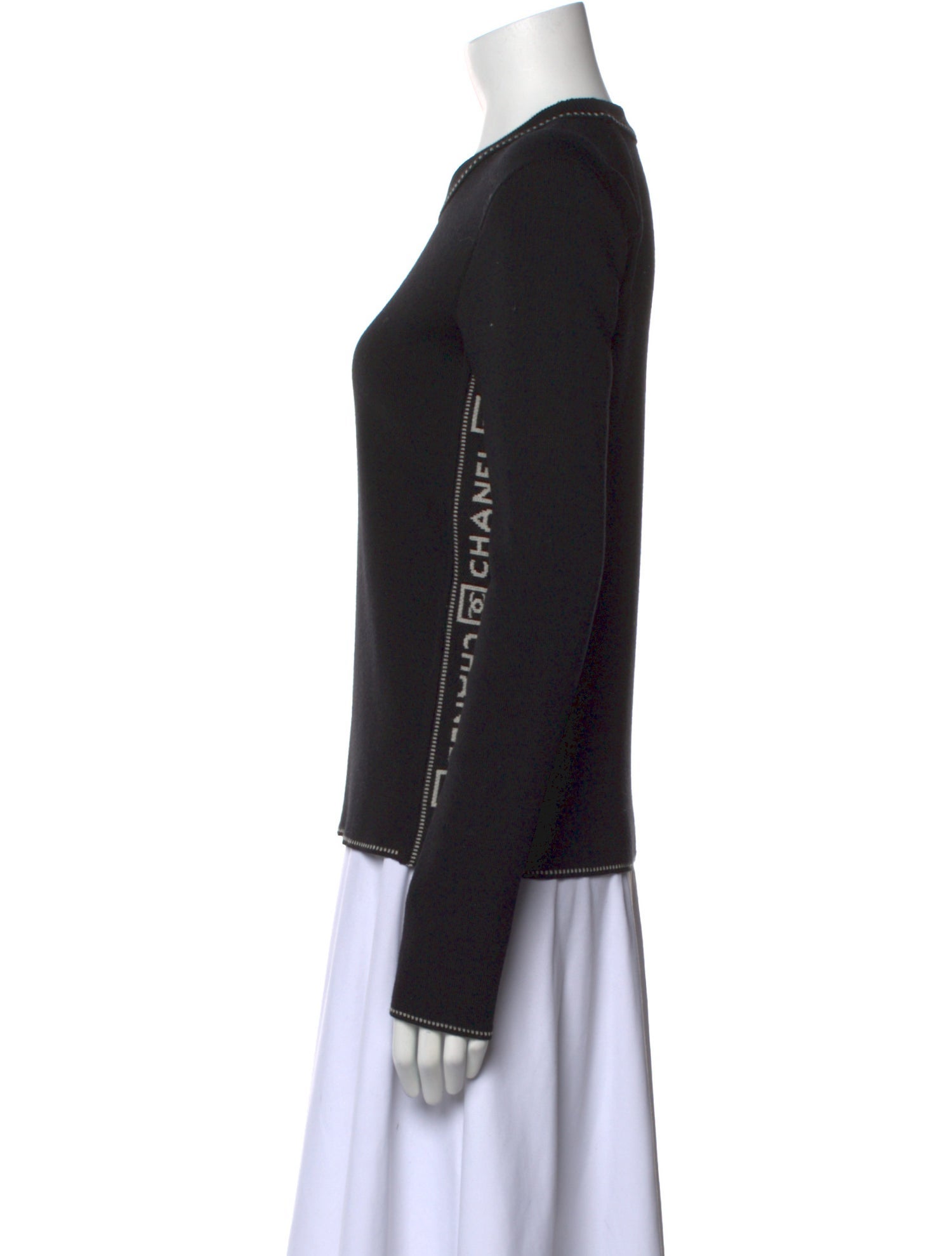Chanel Vintage 2003 Sweater