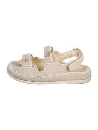 Chanel 2022 Interlocking CC Logo Espadrilles