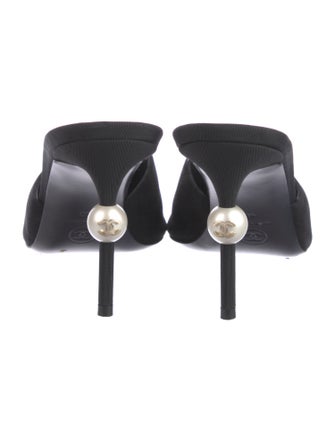 Chanel 2019 Interlocking CC Logo Mules