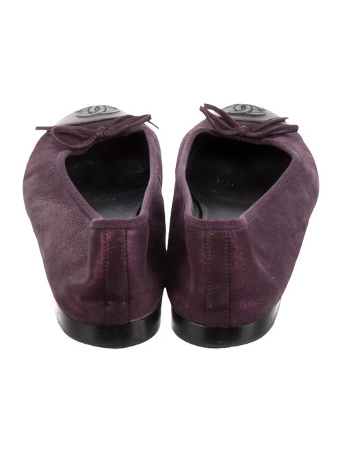 Chanel Interlocking CC Logo Leather Flats