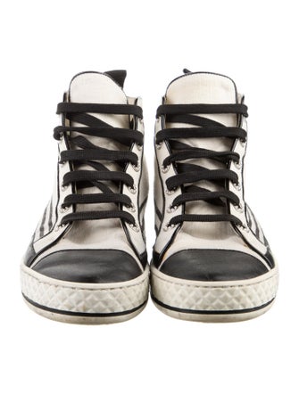 Chanel 2019 Interlocking CC Logo Sneakers