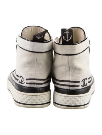 Chanel 2019 Interlocking CC Logo Sneakers