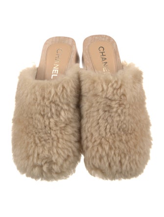Chanel 2022 Interlocking CC Logo Mules