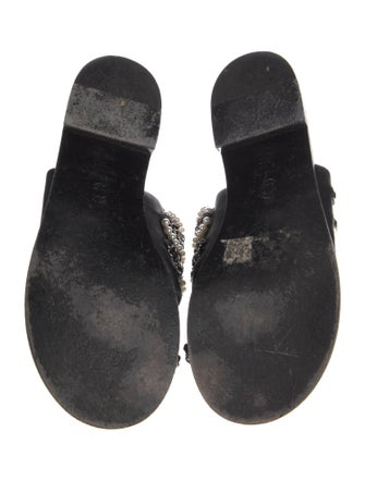 Chanel 2019 Interlocking CC Logo Slides