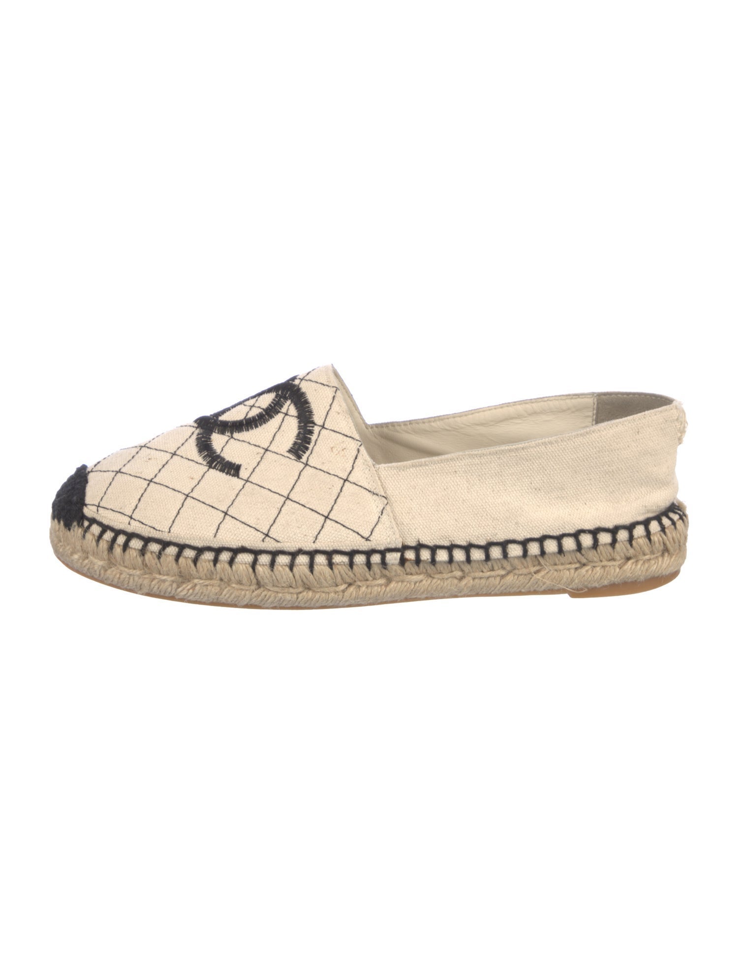 Chanel 2018 Interlocking CC Logo Espadrilles