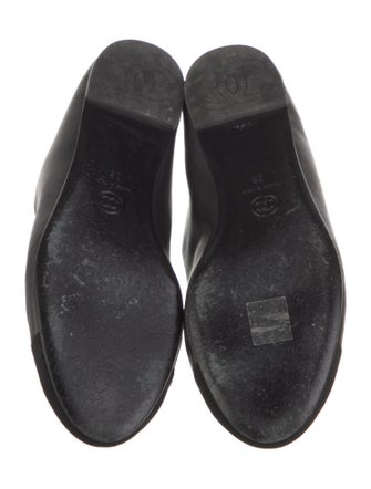 Chanel 2024 Interlocking CC Logo Mary Jane Flats