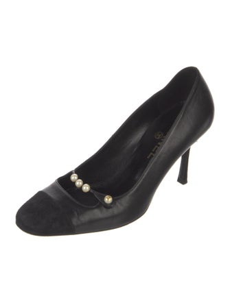 Chanel Vintage 2005 Pumps