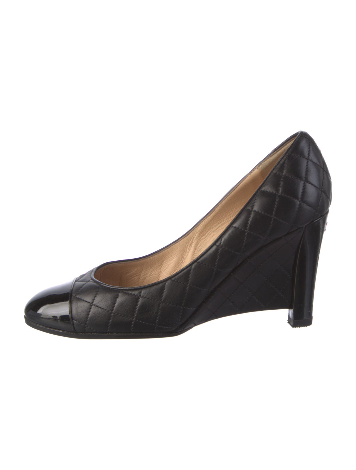 Chanel 2012 Interlocking CC Logo Pumps